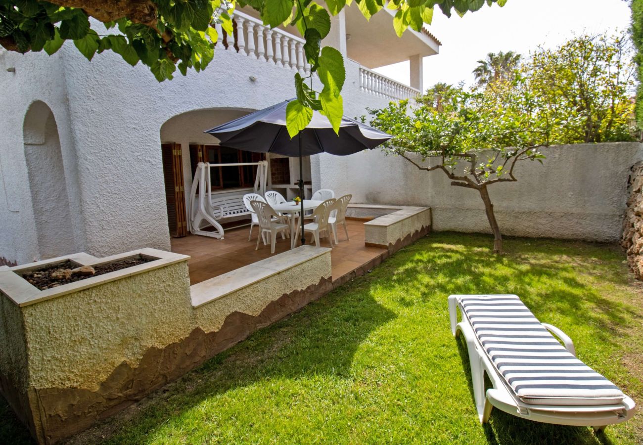 Villa en Alcoceber / Alcossebre - Villa con jardín privado - CALA BLANCA