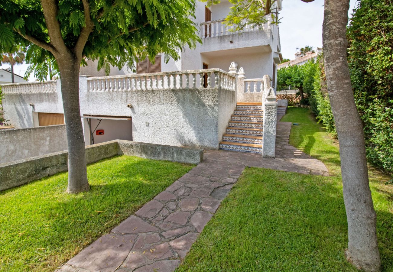 Villa en Alcoceber / Alcossebre - Villa con jardín privado - CALA BLANCA