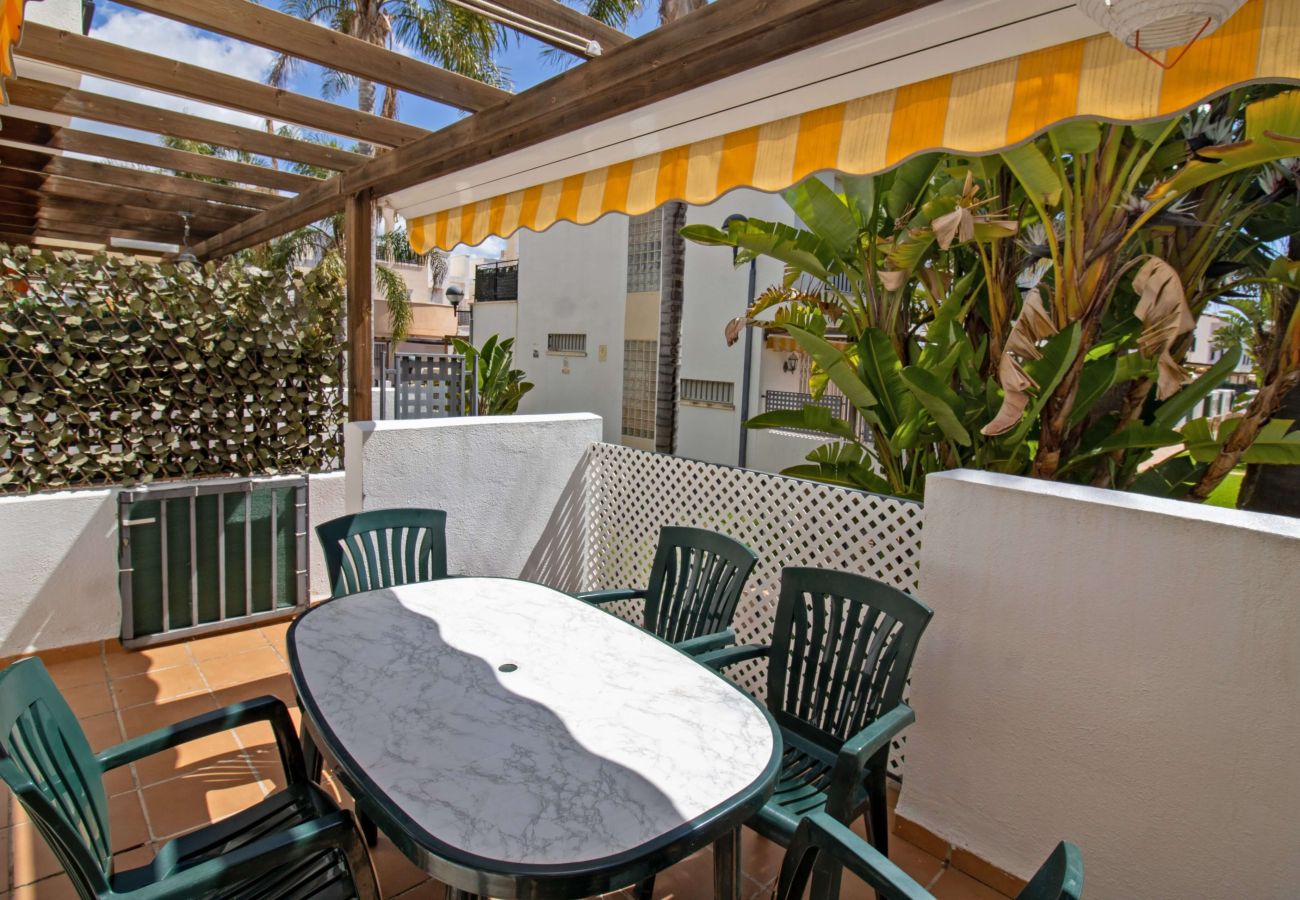 Casa adosada en Alcoceber / Alcossebre - Casa adosada con jardín y piscina - PALM BEACH