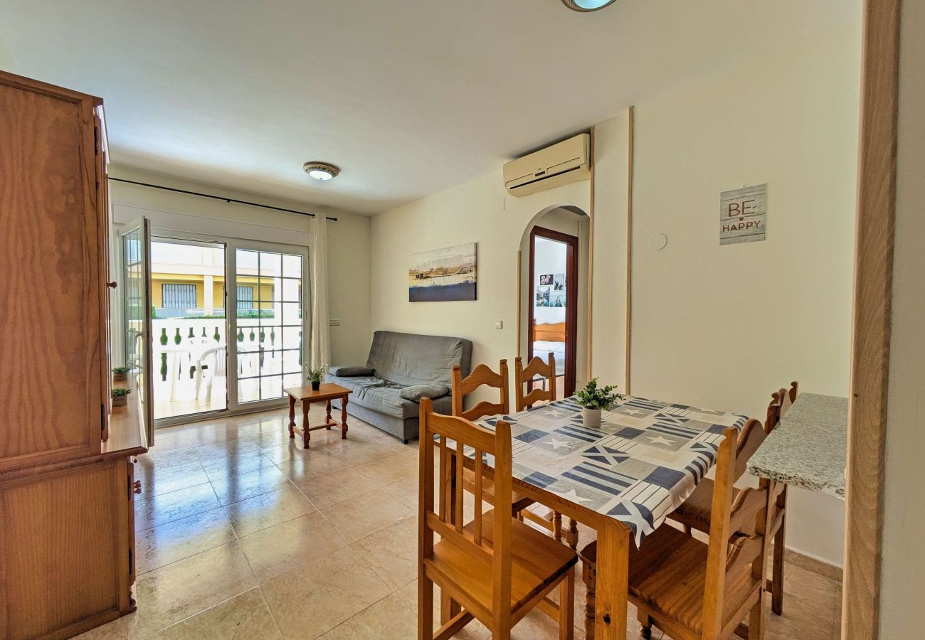 Apartamento en Alcoceber / Alcossebre - Bajo con terraza junto a la piscina - Madeira