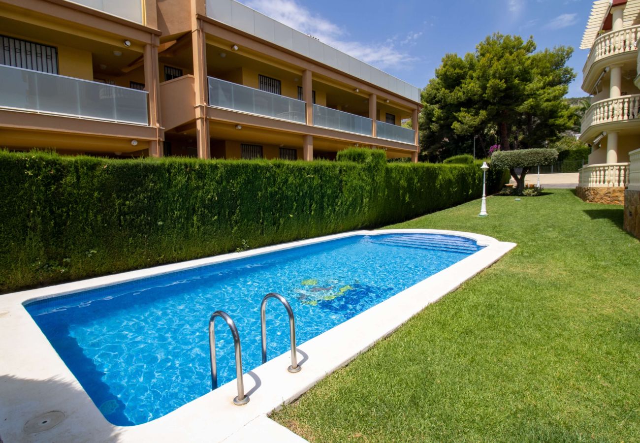 Ferienwohnung in Alcoceber - Planta baja frente a la piscina - Madeira 