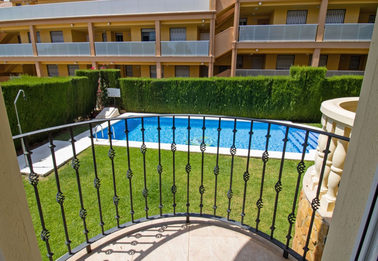 Ferienwohnung in Alcoceber - Planta baja frente a la piscina - Madeira 