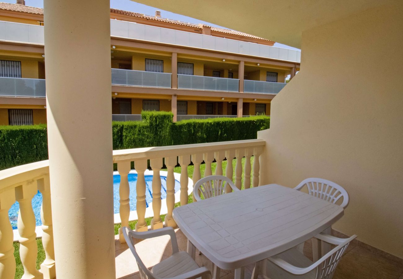 Ferienwohnung in Alcoceber - Planta baja frente a la piscina - Madeira 