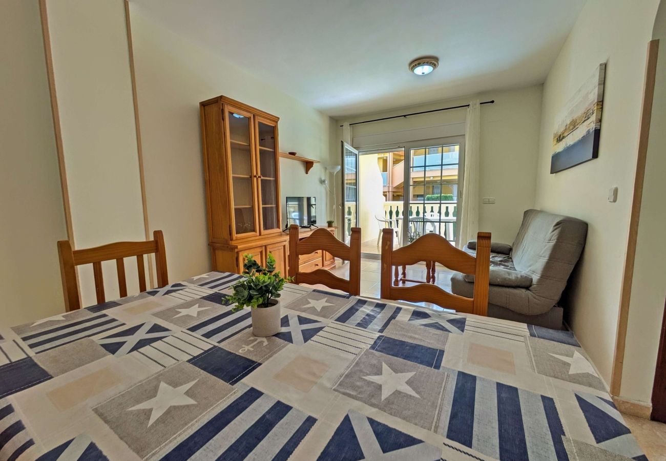 Ferienwohnung in Alcoceber - Bajo con terraza junto a la piscina - Madeira