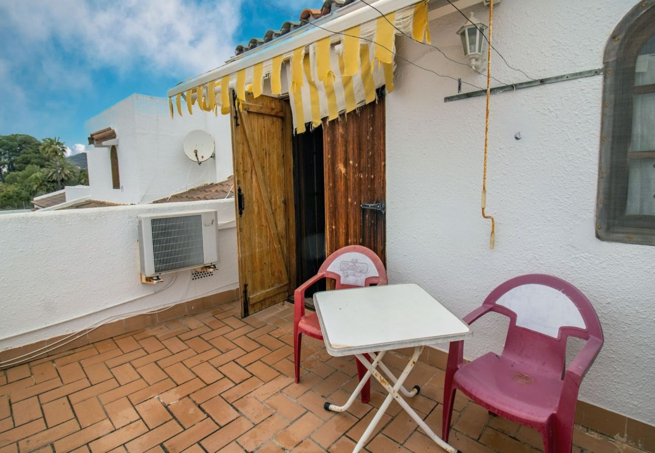 Townhouse in Alcocebre / Alcossebre - Casa Independiente a 100 metros de Playa Cargador